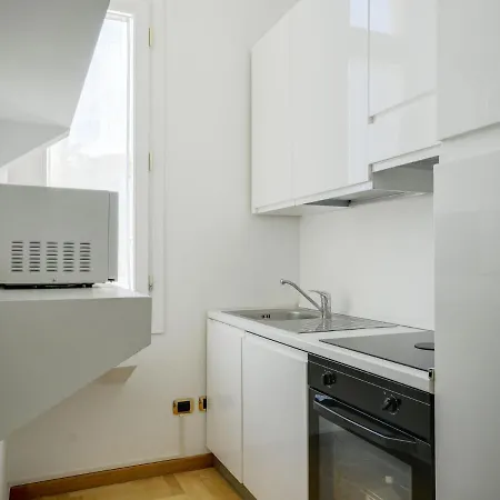 In The Center Of Apartman